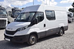 IVECO DAILY  furgoneta combi siniestrada