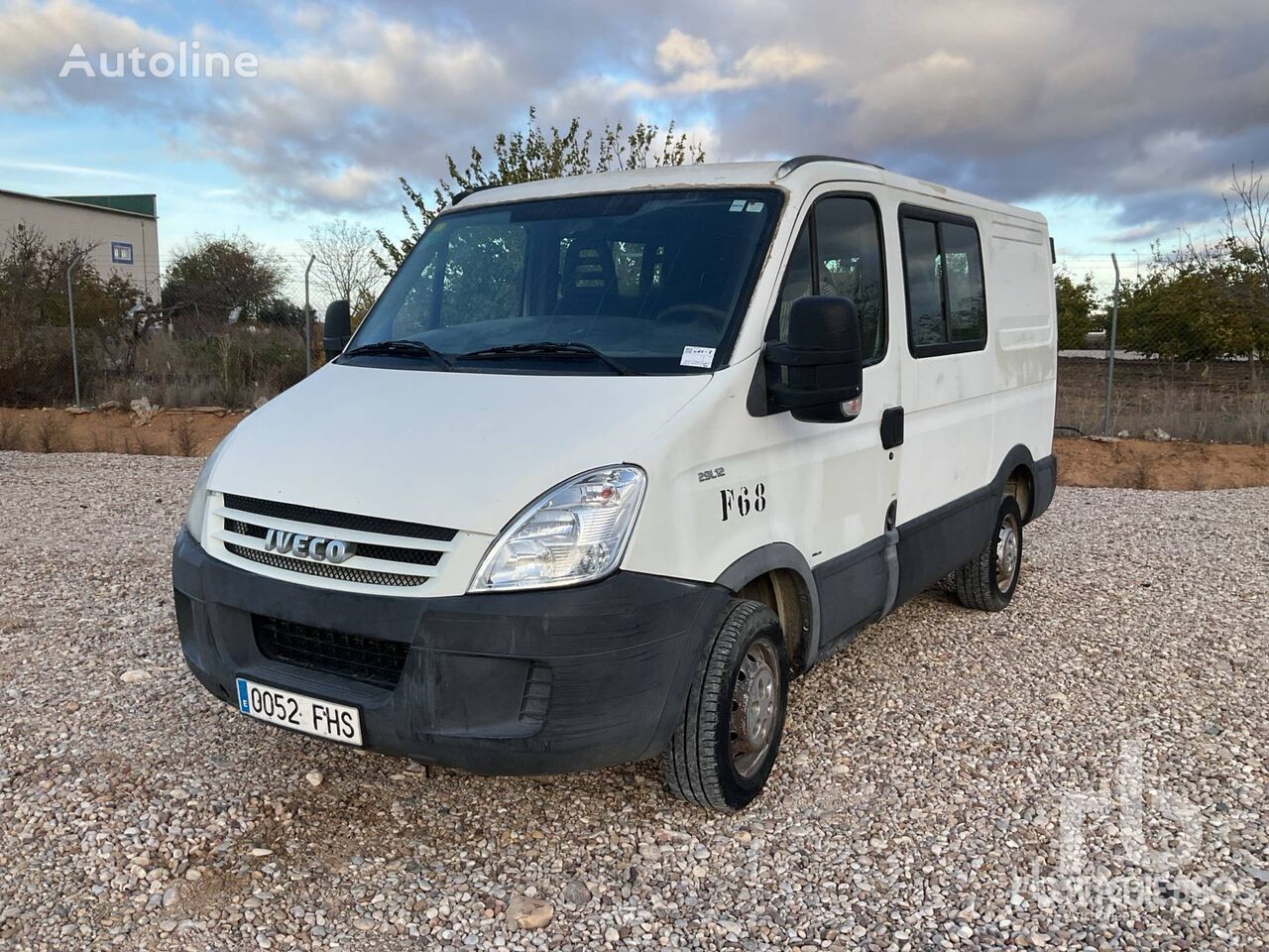 грузопассажирский микроавтобус IVECO DAILY 2.3HP