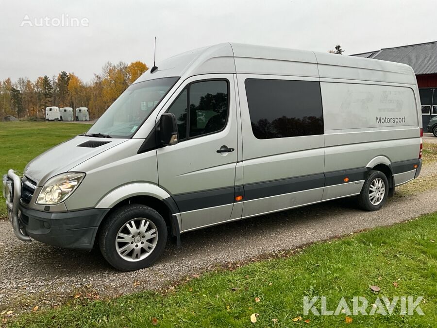 грузопассажирский микроавтобус Mercedes-Benz Sprinter 319