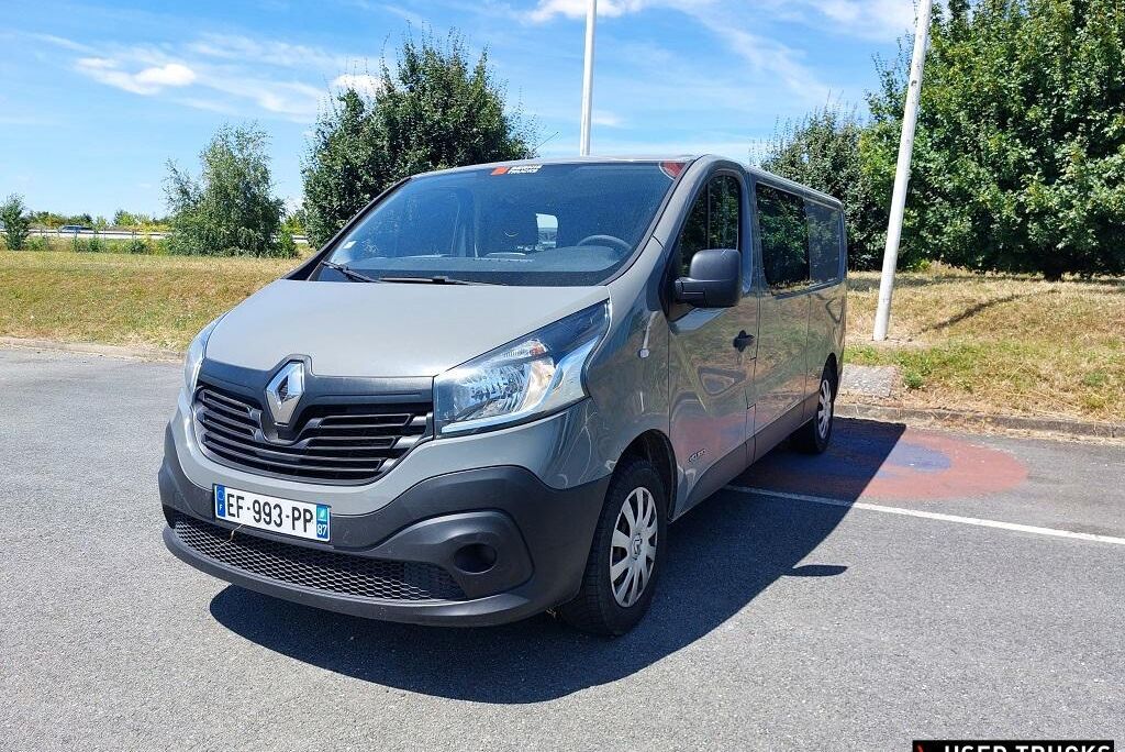 грузопассажирский микроавтобус Renault Trafic