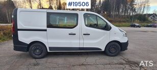 Renault Trafic.  2 sets of tyres combi van