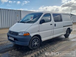 Toyota HI-ACE 300 combi van