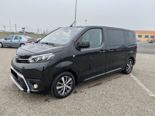 Toyota Proace furgoneta combi