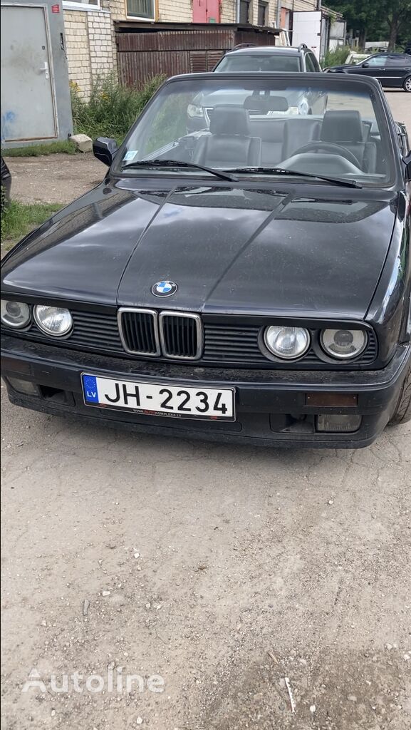 BMW E 30 convertible