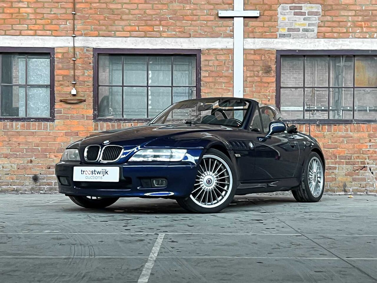 кабриолет BMW Z3 Roadster