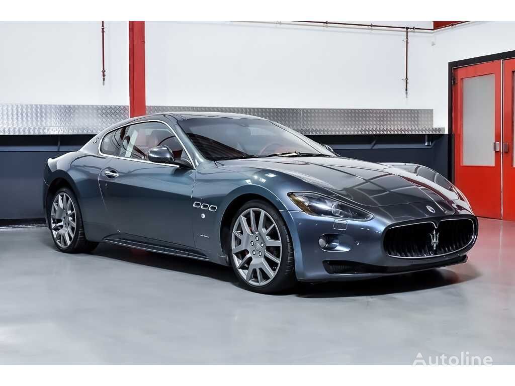 купе Maserati GranTurismo S Coupe 4,7L V8