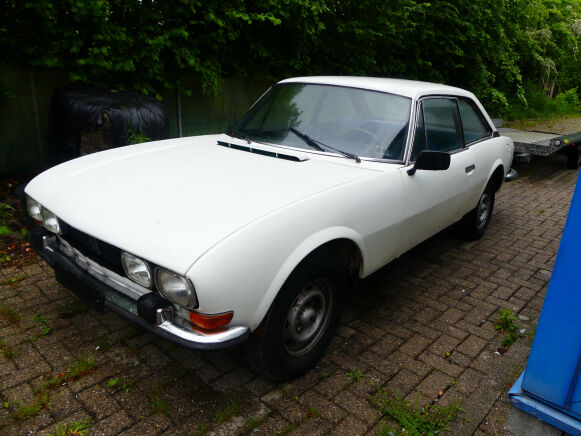 купе Peugeot 504 C12