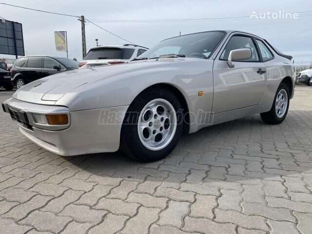 kupė Porsche 944 II