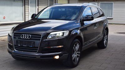 Audi Q 7 krosovers pēc rezerves daļām