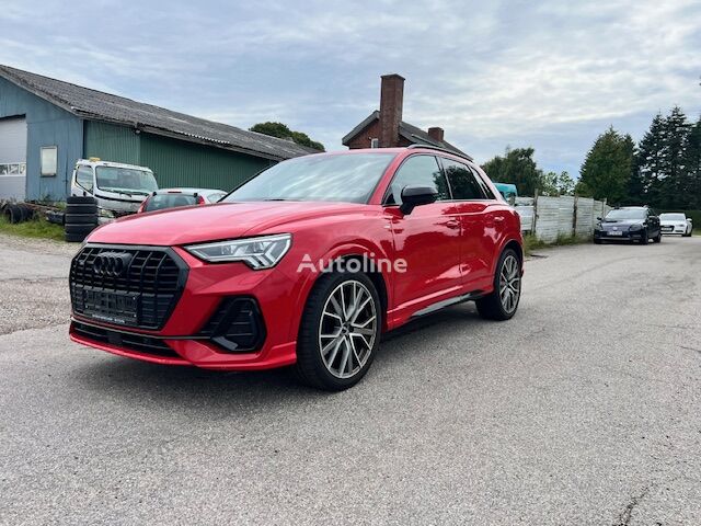 سيارة كروس أوفر Audi Q3