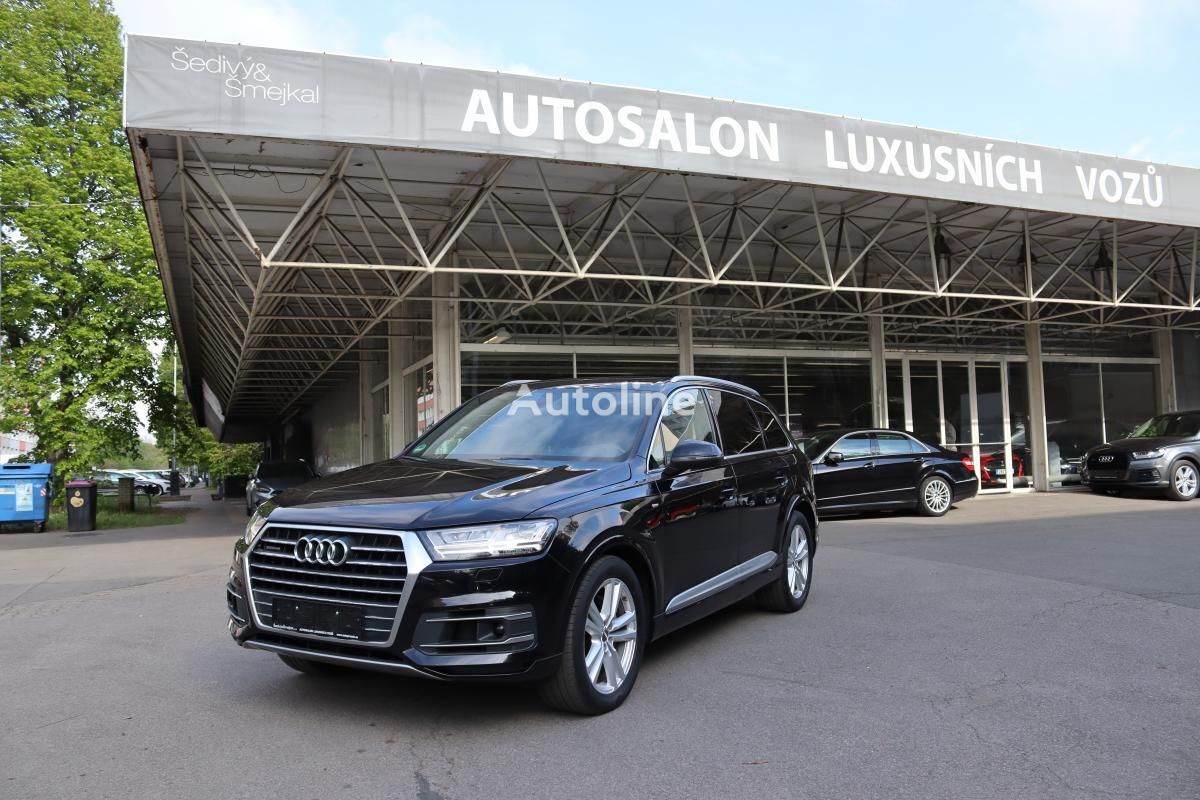 кросоувер Audi Q7