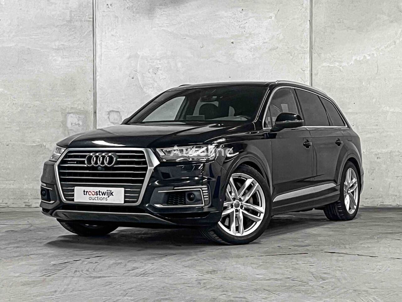 кросоувер Audi Q7