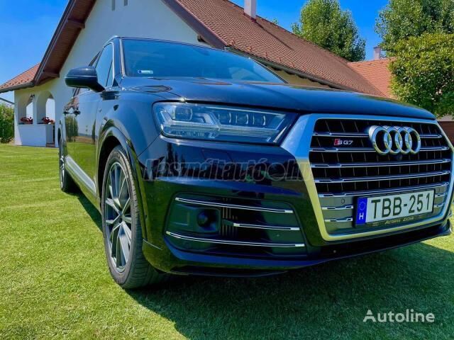 кроссовер Audi Q7 S