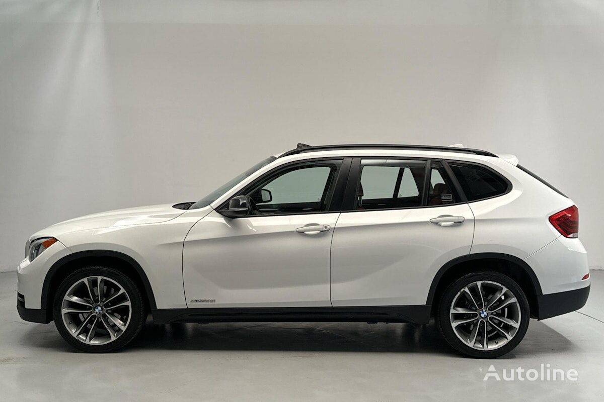 кросовер BMW X1