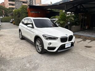 crossover BMW X1