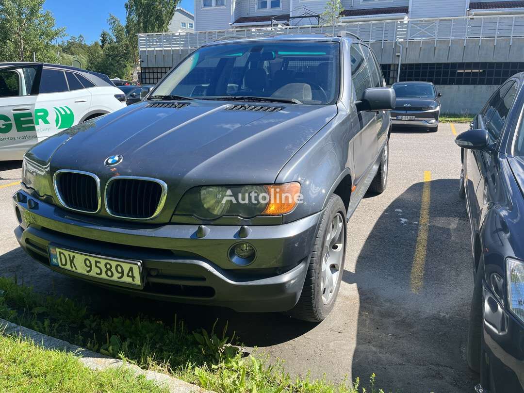 кросоувър BMW X5