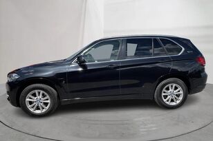 سيارة كروس أوفر BMW X5