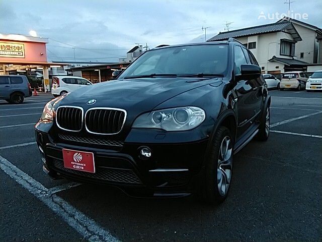 кроссовер BMW X5