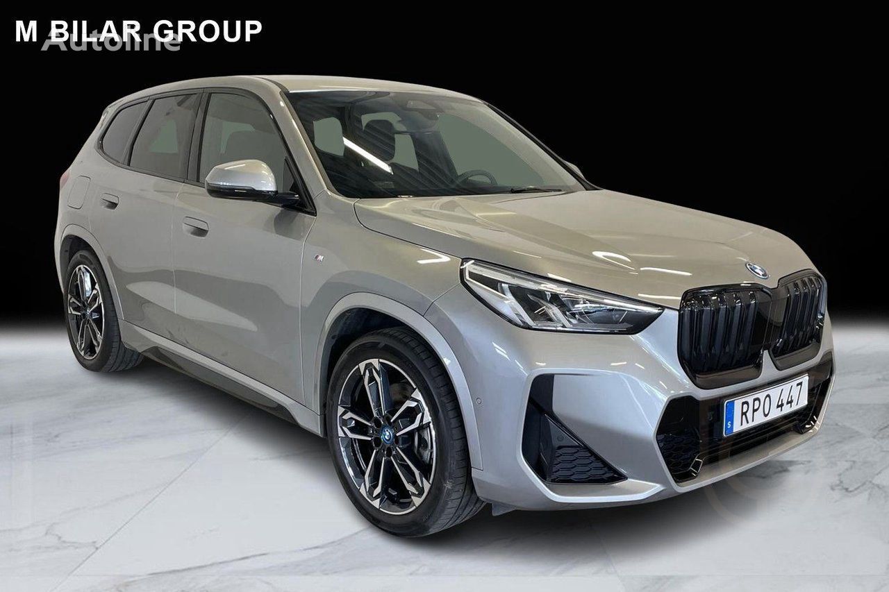 crossover BMW iX1