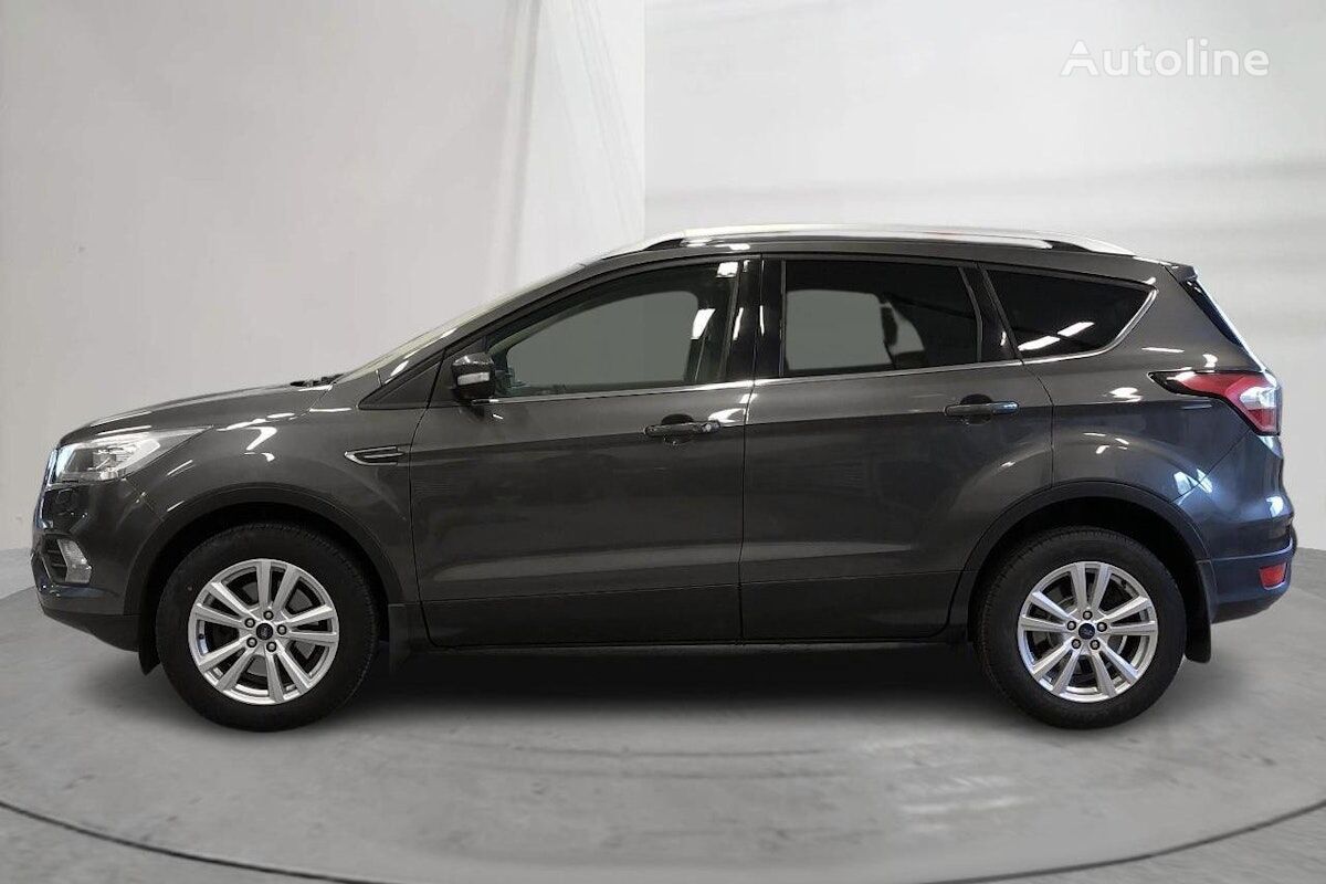 кроссовер Ford Kuga