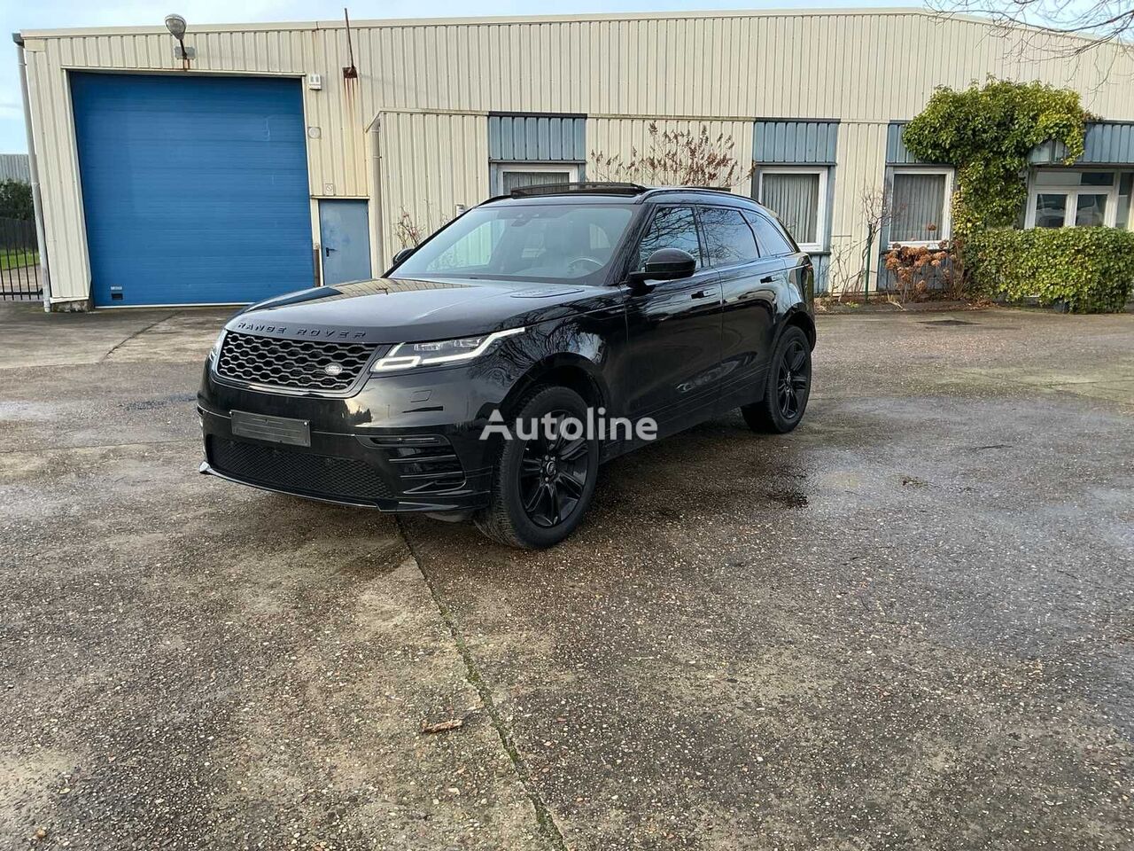 Land Rover Velar crossover