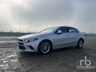 crossover Mercedes-Benz CLASSE A 180D Automatic Business Extra 8