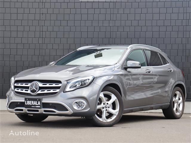 Mercedes-Benz GLA crossover