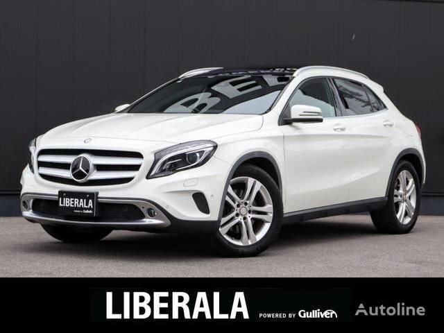 crossover Mercedes-Benz GLA