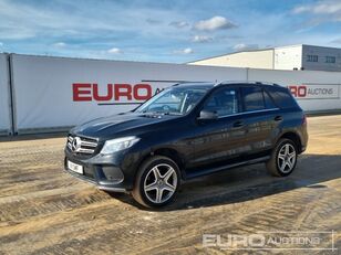 Mercedes-Benz GLE350 crossover