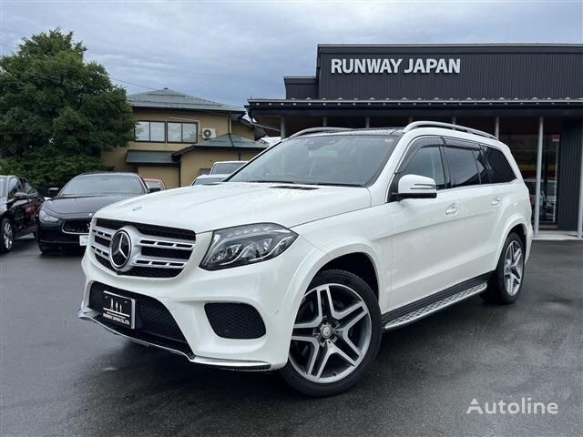 Mercedes-Benz GLS crossover