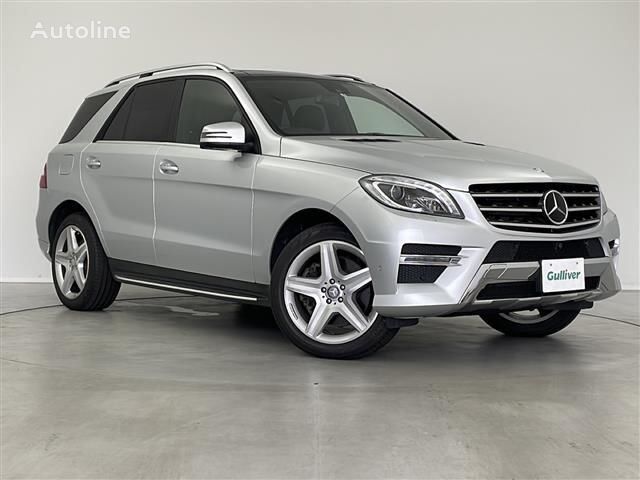 Mercedes-Benz M-CLASS crossover