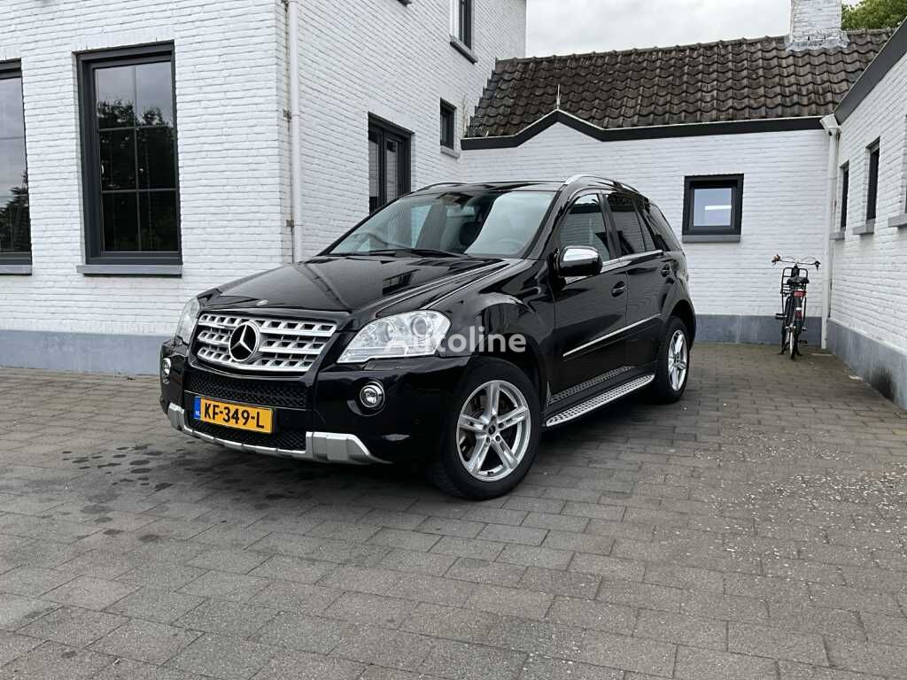 Mercedes-Benz ML280 CDI crossover