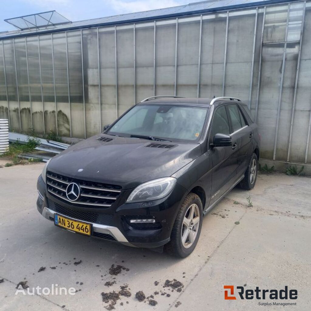 crossover Mercedes-Benz ML350 Bluetec Van