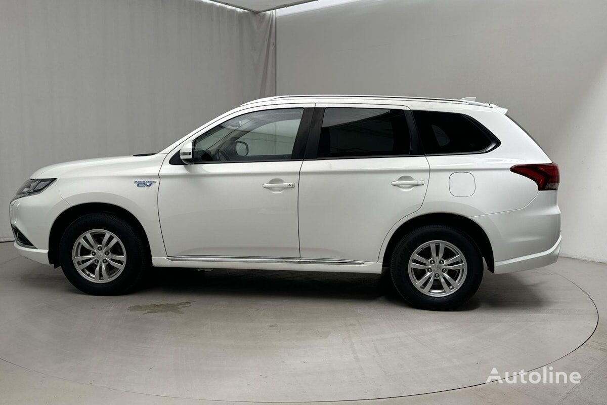 Mitsubishi Outlander crossover