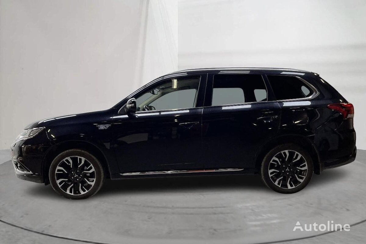 Mitsubishi Outlander crossover