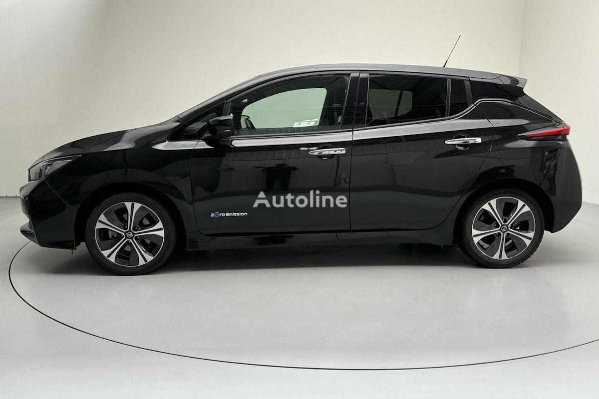 Nissan LEAF Crossover