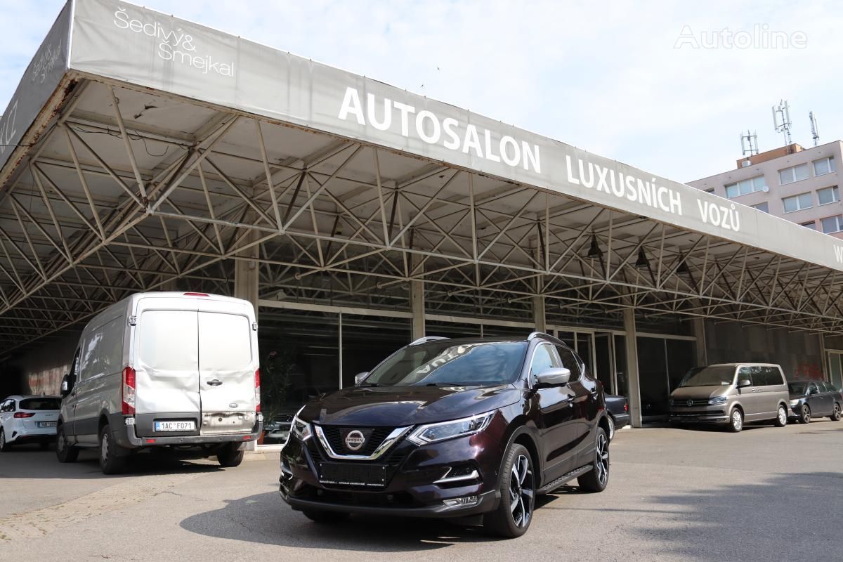 سيارة كروس أوفر Nissan Qashqai