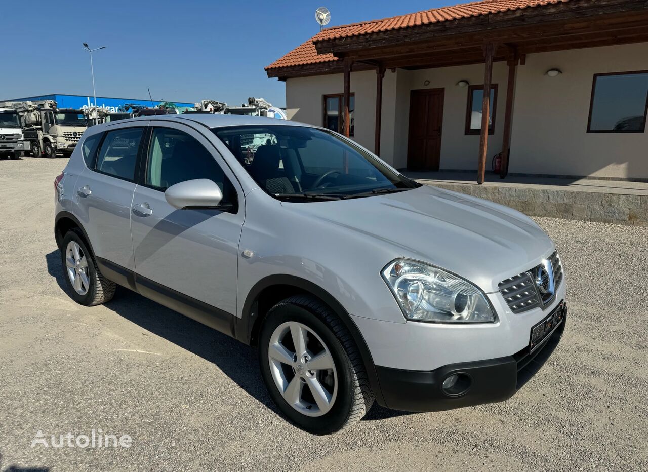 кроссовер Nissan Qashqai 2.0 Автомат 4Х4