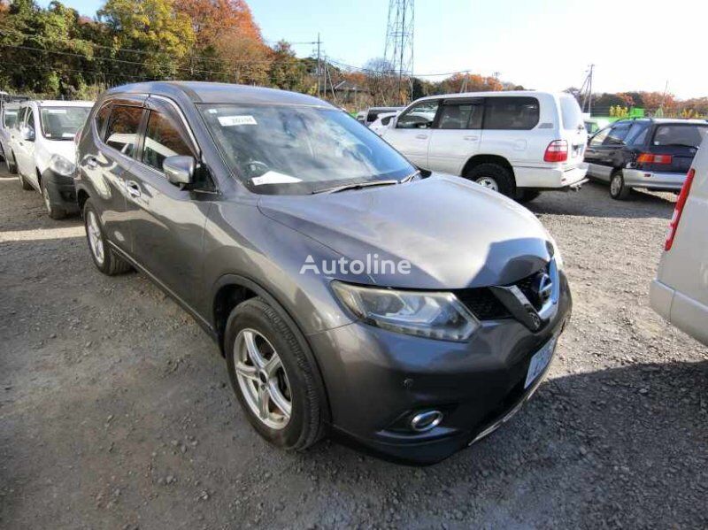 кроссовер Nissan X-TRAIL