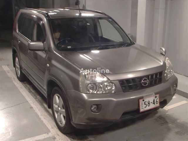 crossover Nissan X-TRAIL