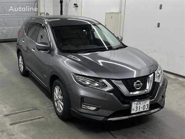 crossover Nissan X-TRAIL