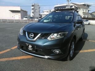 кроссовер Nissan X-TRAIL