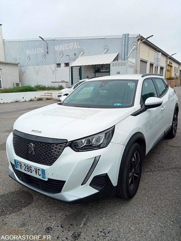 Peugeot 2008 クロスオーバー