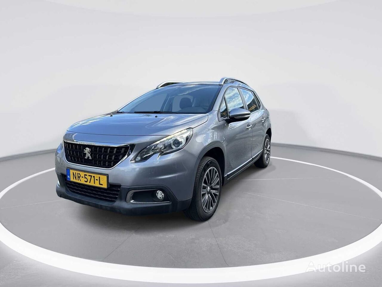 кроссовер Peugeot 2008