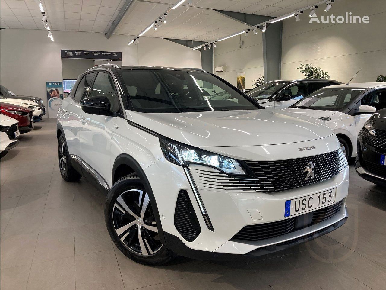 кроссовер Peugeot 3008