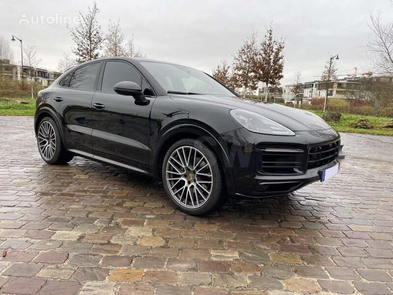 кроссовер Porsche 3.0 V6 E-HYBRID COUPE PLATINIUM EDITION CAYENNE