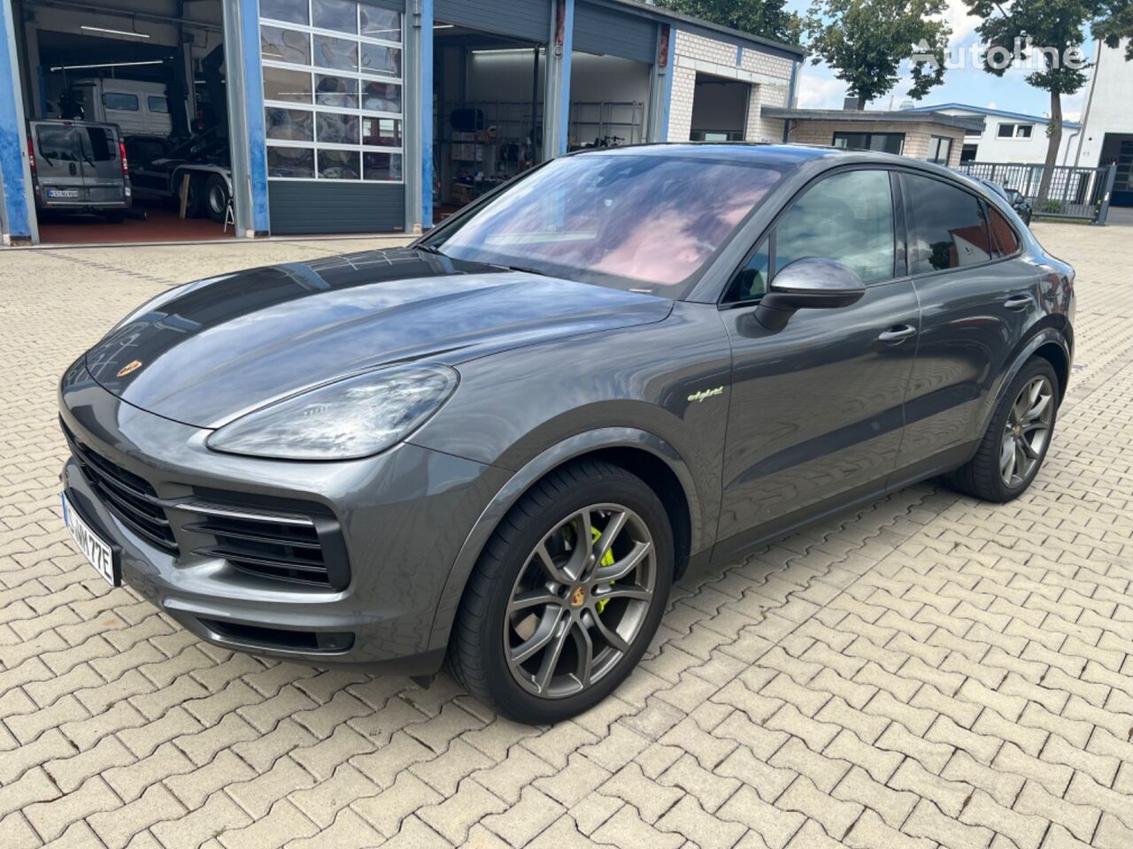 Porsche Cayenne Coupe E-Hybrid Crossover