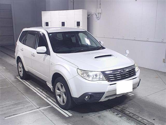 Subaru FORESTER crossover