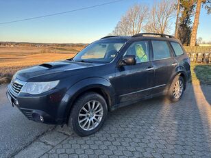 سيارة كروس أوفر Subaru Forester