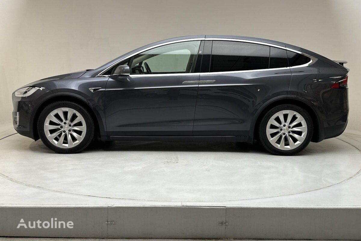 Buy Tesla Model X crossover by auction Sweden Gothenburg, RL41397